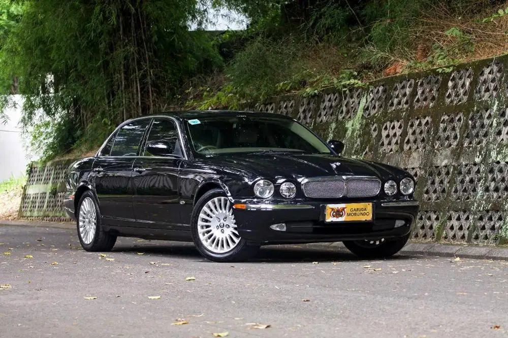 FOR SALE! JAGUAR XJL SOVEREIGN LONG CHASIS FULL OPTION TAHUN 2007