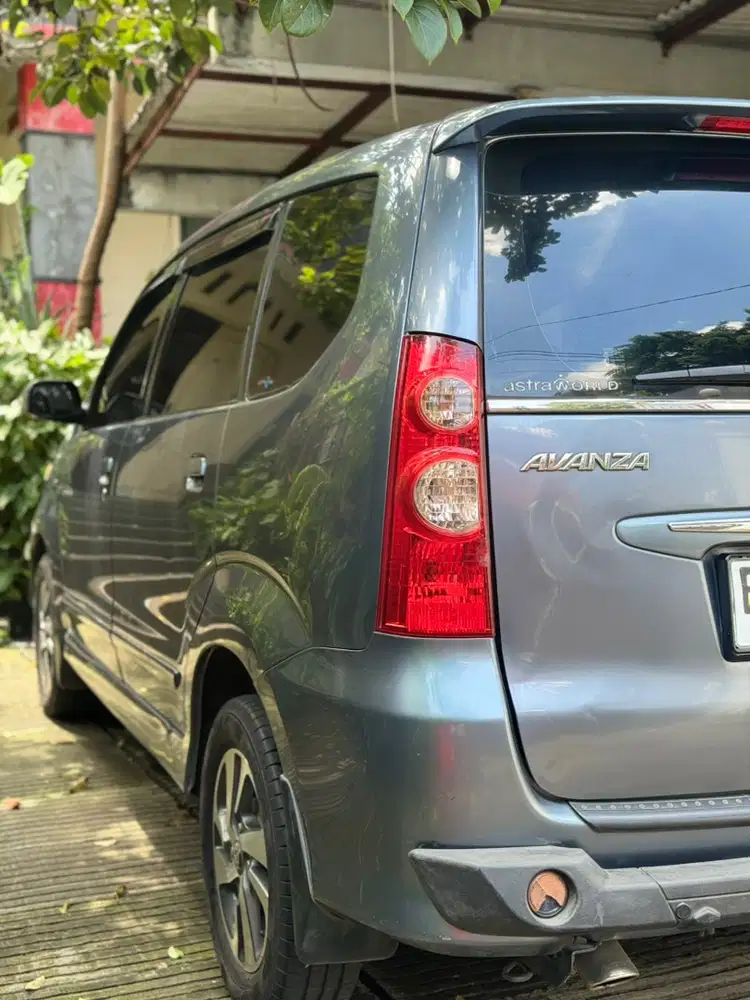 Toyota Avanza 2010 Bensin