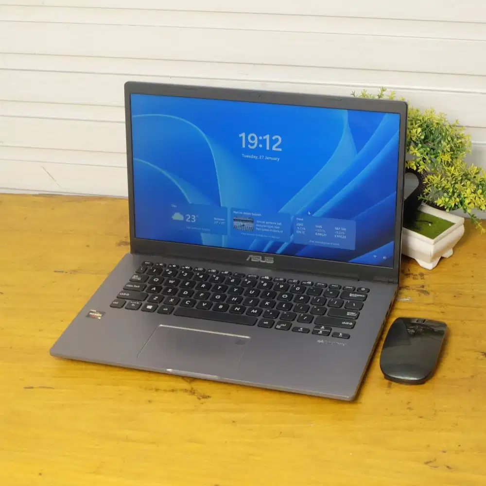 SLIM ASUS M409D AMD Ryzen 5 RAM 8 SSD