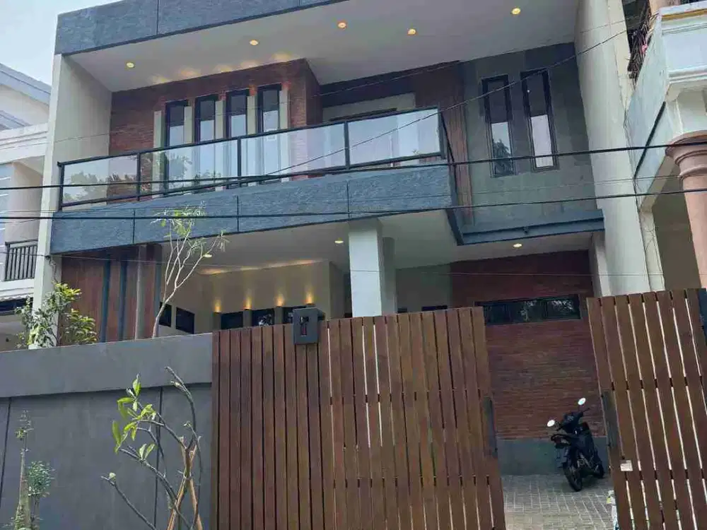 Rumah Baru Minimalis Jual Murah 2,5 Lantai 9x15 Bisa KPR