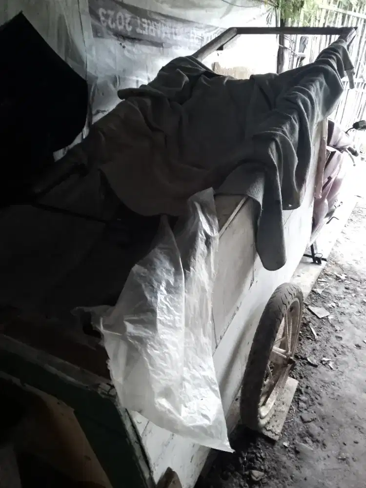 gerobak penggangkut barang/sampah nego