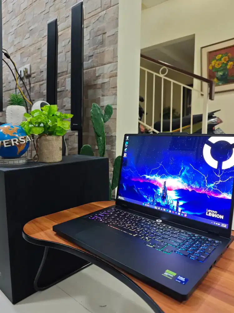 Laptop Lenovo Legion 5 PRO RTX5070 16IAX10 Ultra 7 x rog tuf msi