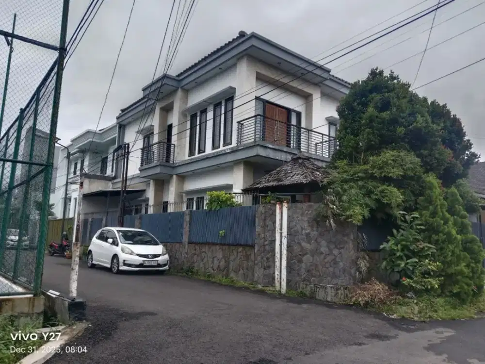 Rumah Lux siap huni sayap bkr kembar harga masih bisa nego