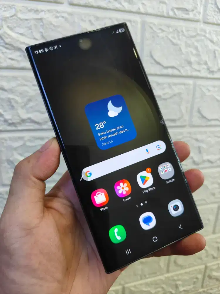 Samsung S23 ultra 12/512gb (minus retak)