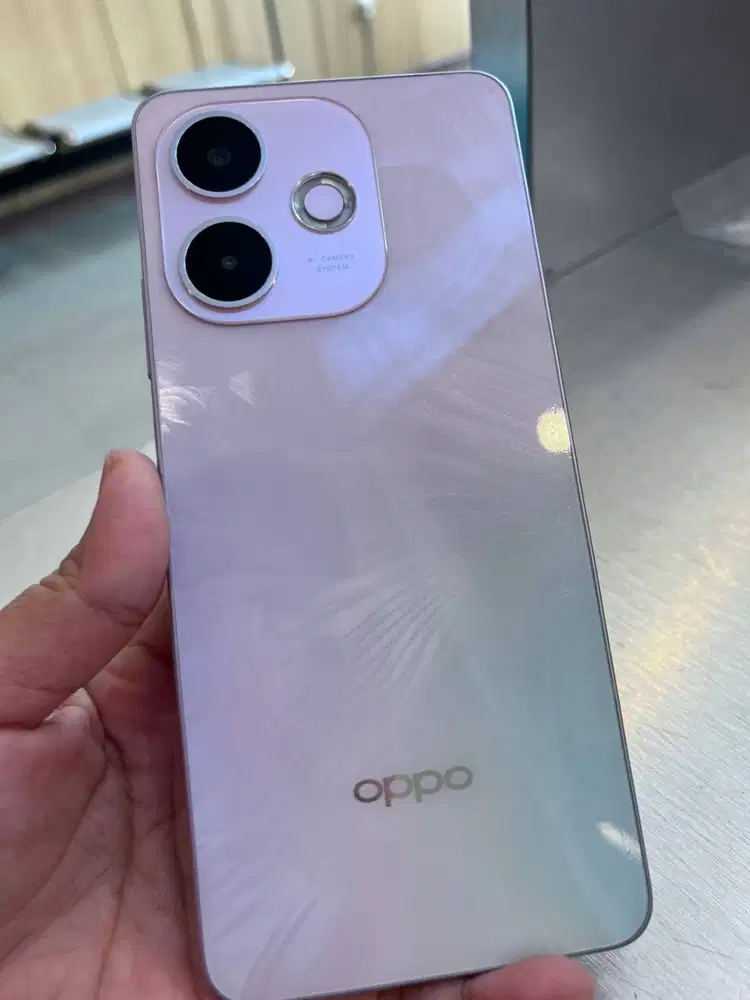 DIJUAL OPPO A5 PRO 5G, 8/256, Pemakaian baru 8 bulan, SUPER MULUS 98%.