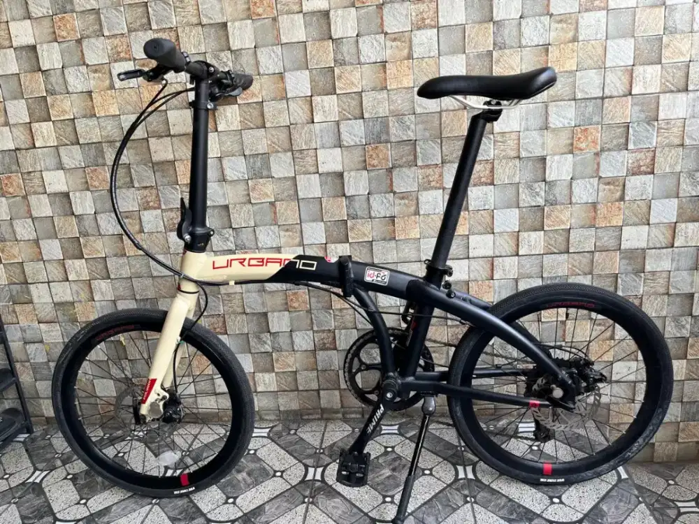 Sepeda lipat polygon Urbano 5