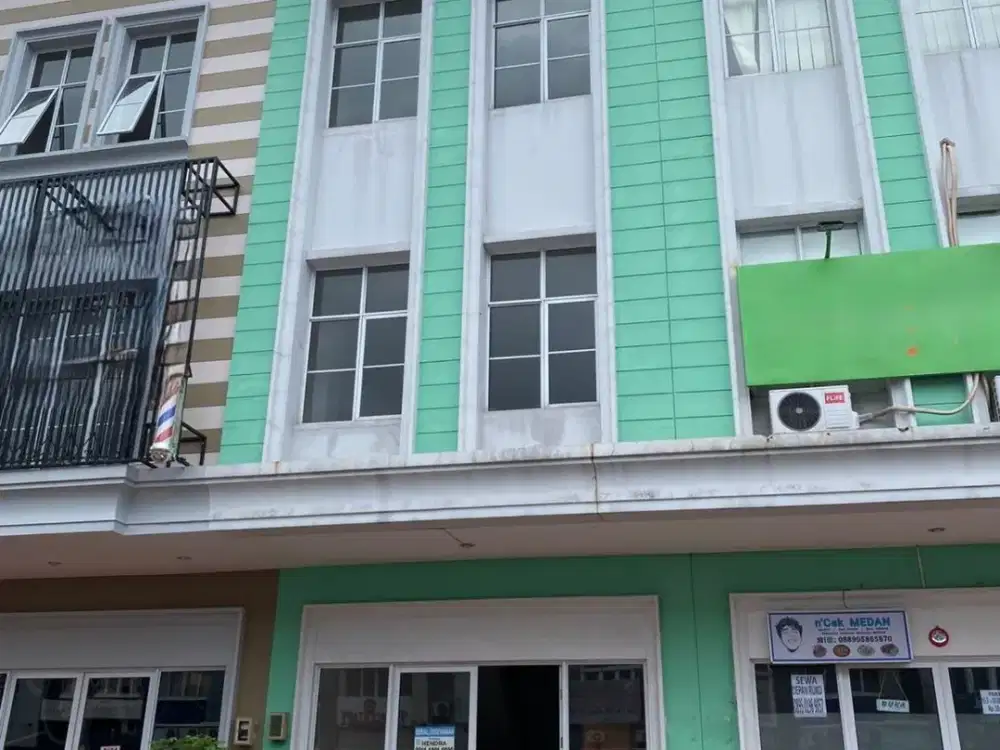 Disewakan Ruko 3 Lantai di Neo Piazza By Rumah Chinida (He)