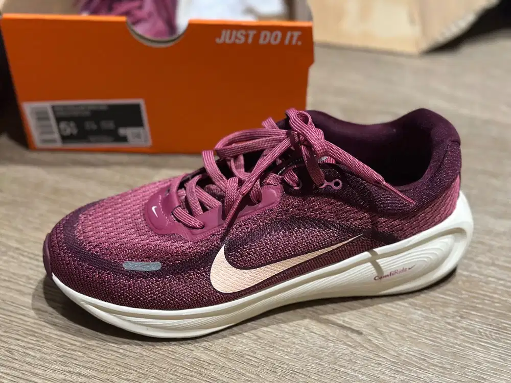 Nike Running Woman stellar ride sepatu cewe wanita women cewek padel