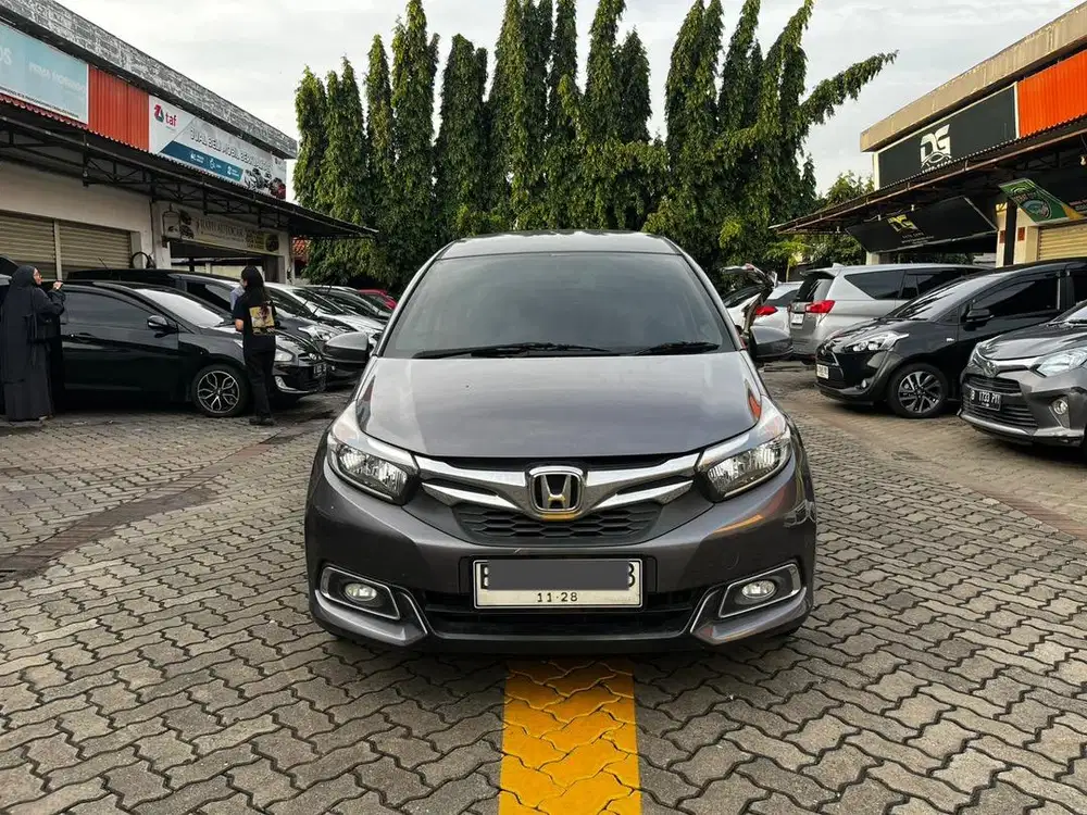 HONDA MOBILIO SPECIAL EDITION PRESTIGE CVT 2018 FACELIFT !!