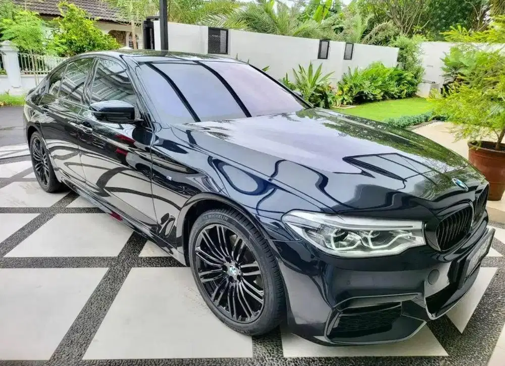 BMW 520i MSport Limited Edition 75th Indonesia Merdeka