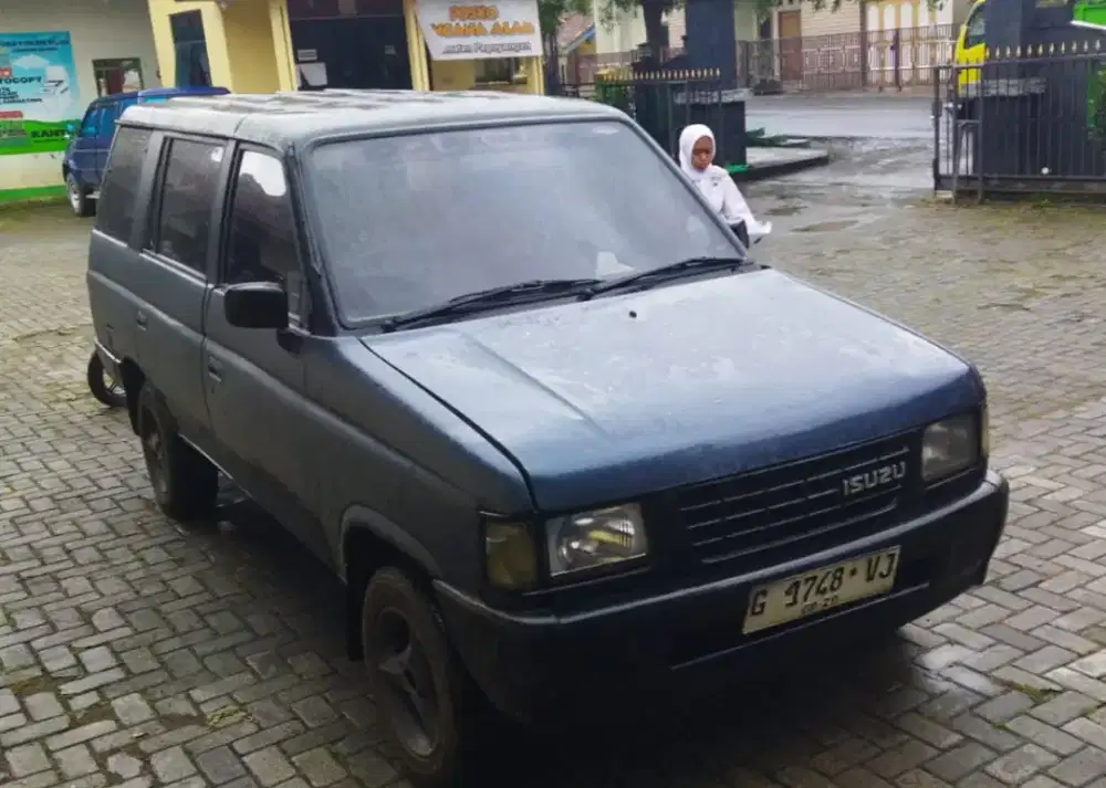 Isuzu panther 2.5 plat G, 53 jt nego