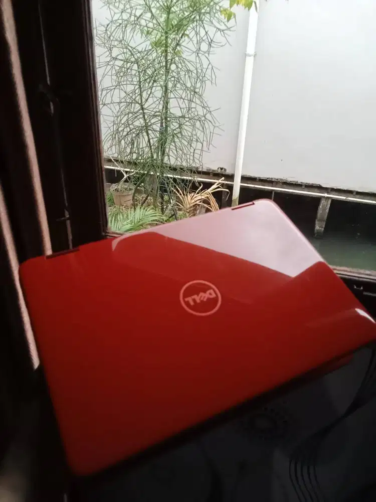 Jual cepat laptop 2,5jt