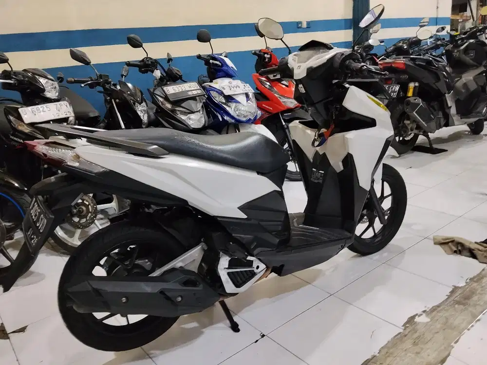 Honda vario 150cc led old 2015 kondisi gres