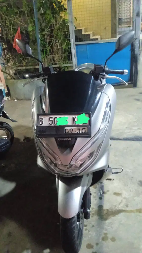 PCX TAHUN 2019 SILVER