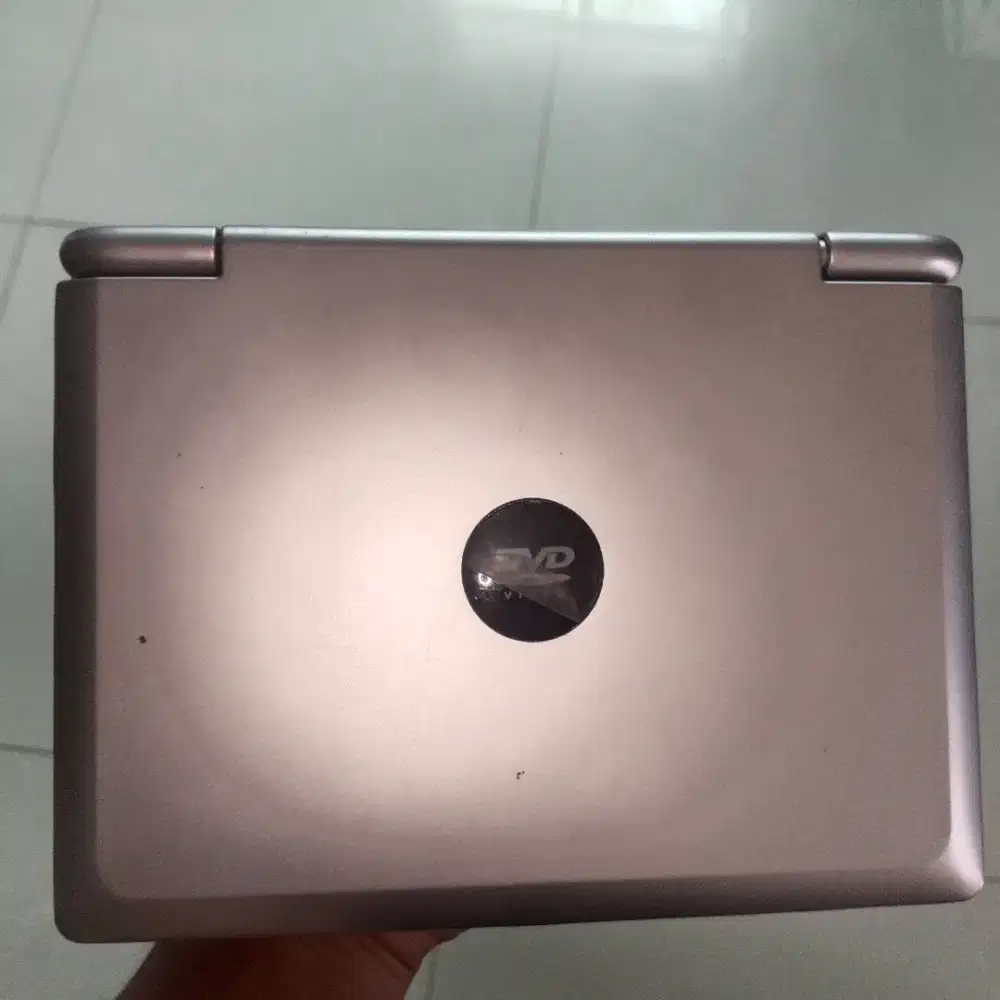 DvD Portable Akira - DPS-6701DSL