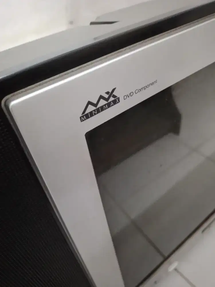 TV POLYTRON MINIMAX 21 inchi plus stb evercoss