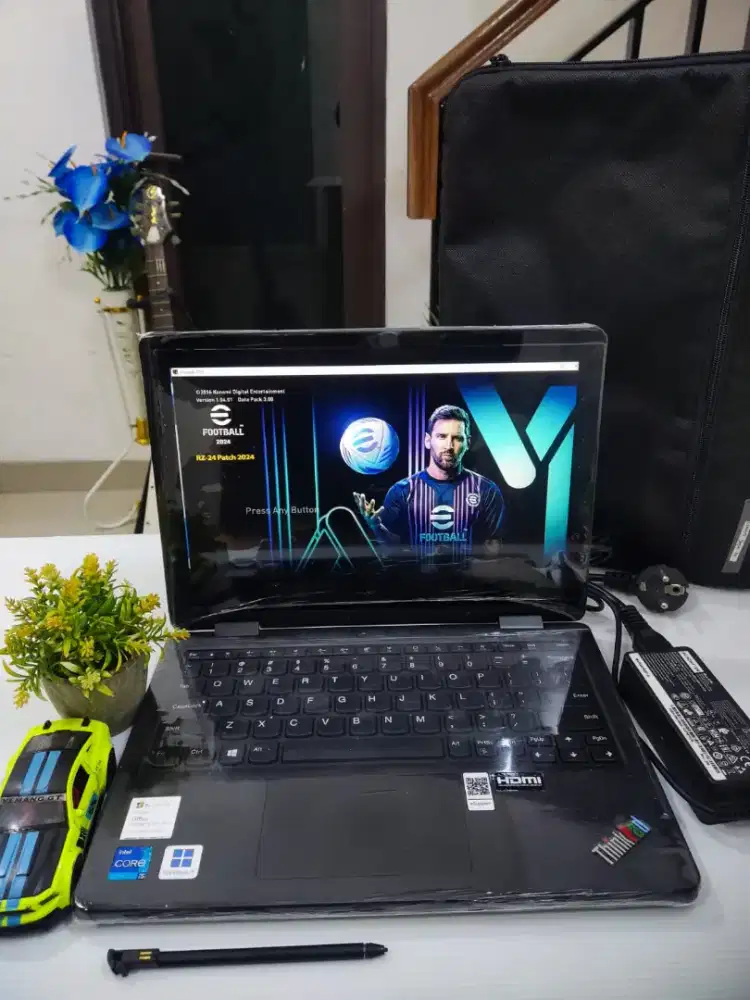 Lenovo Yoga V12 superslim Black TOUCHSCREEN +PEN [SSD 512GB]