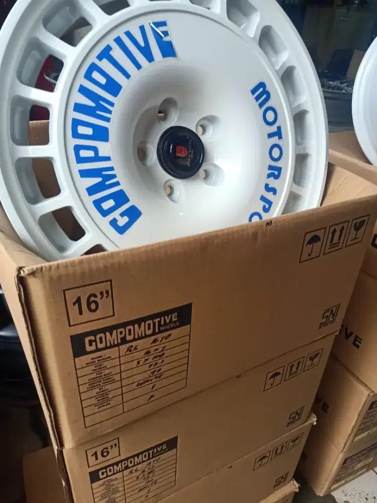 RL compomotive ring 16x7in hole 5 pcd 100 ET 40