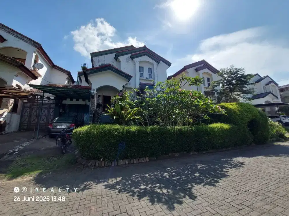 Dijual Rumah Asri Siap Huni Pusat Kota Bandung Area Dago Komplek Alamanda Tubagus Ismail Bandung