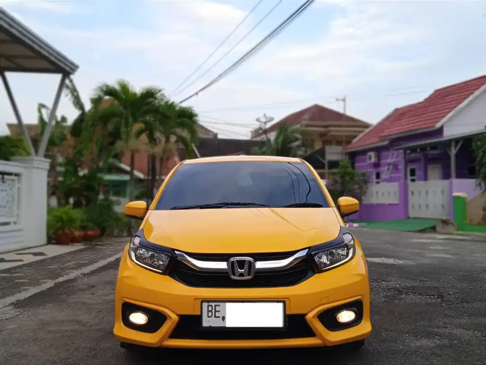 BRIO E CVT METIK 2022/2023 KUNING 2021