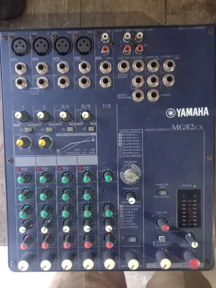 Mixer audio merek yamaha 8 chanel Normal jaya