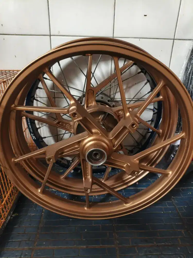 Velg Suzuki satria Fu