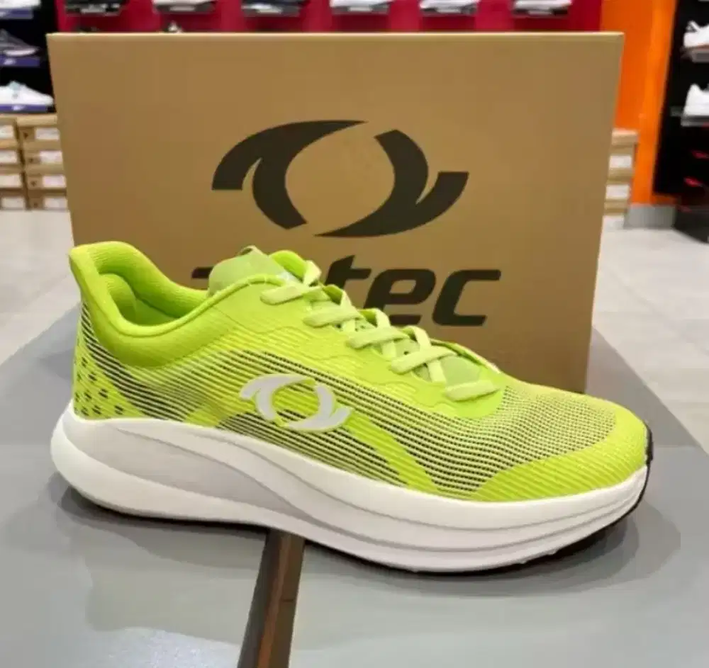 Sepatu running astec sizs 40 dan 41 murah