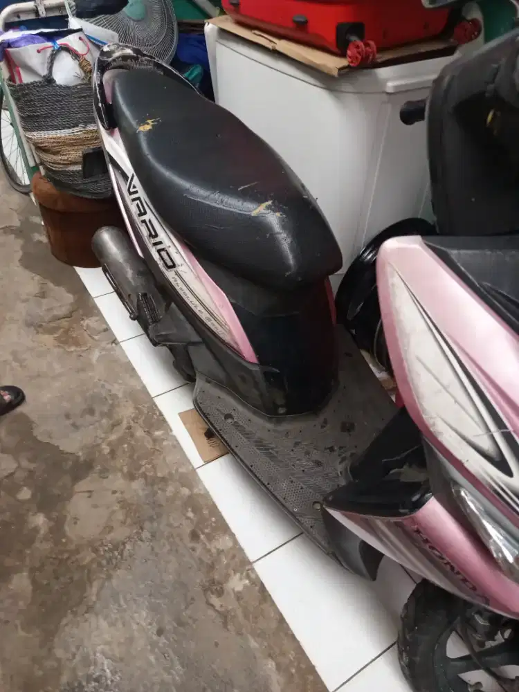 DIJUAL honda vario tahun 2008 kondisi mesin hidup kelistrikan hidup
