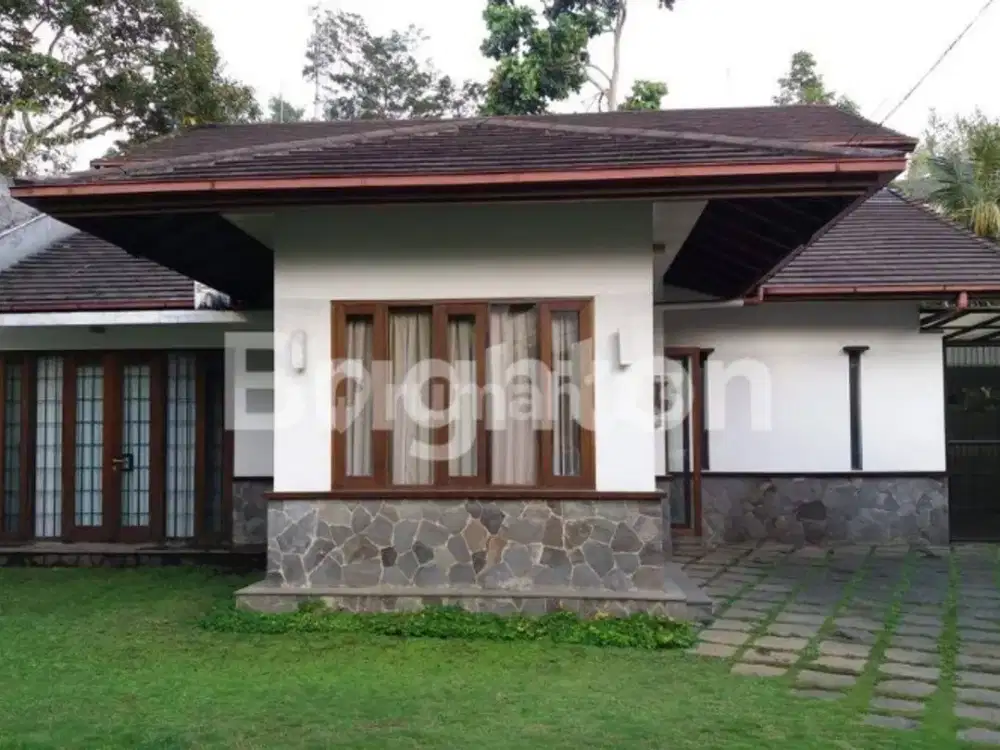 Dijual Rumah Mewah Hegarsari Luas Murah Strategis