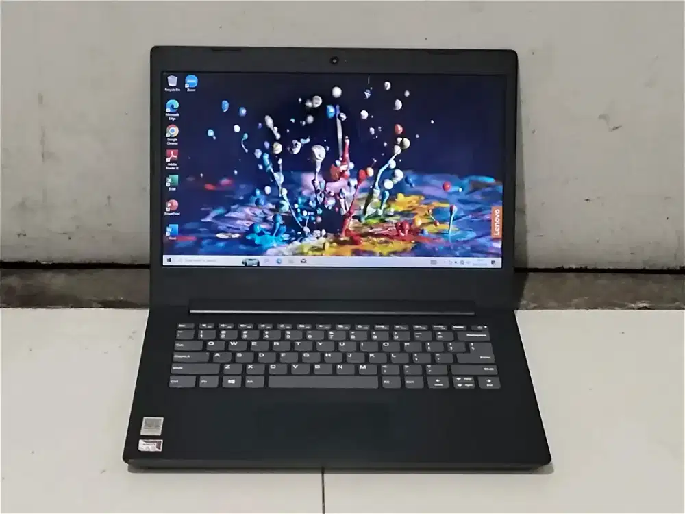 Lenovo ideapad 130 amd a9-9425 Ram 8 gb hdd 500 gb