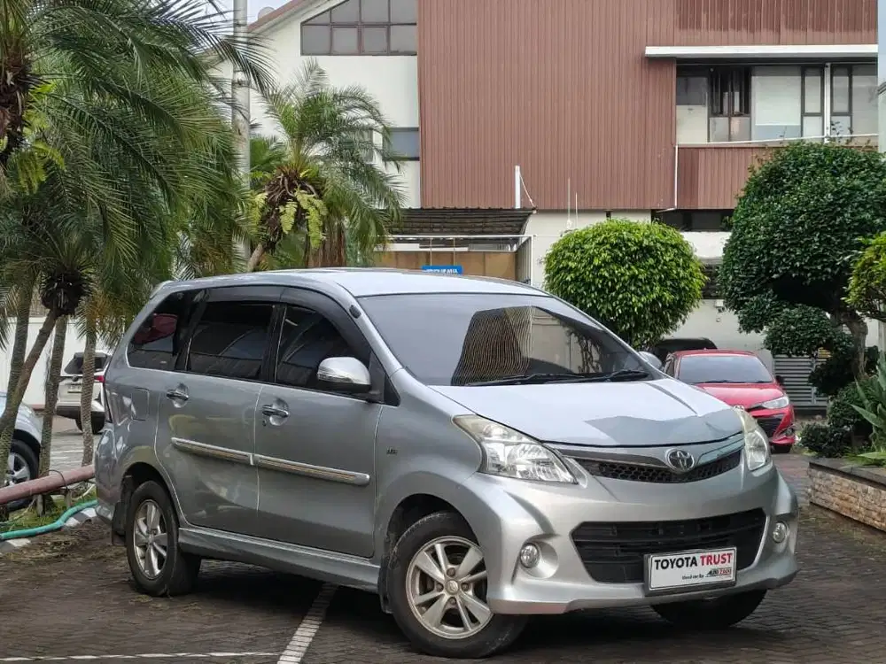 [Harga Cash.!] Toyota Avanza Veloz 1.5 AT 2013