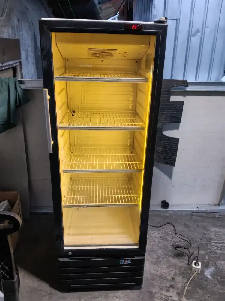 Show case GEA 4 rak ORI segel dingin normal