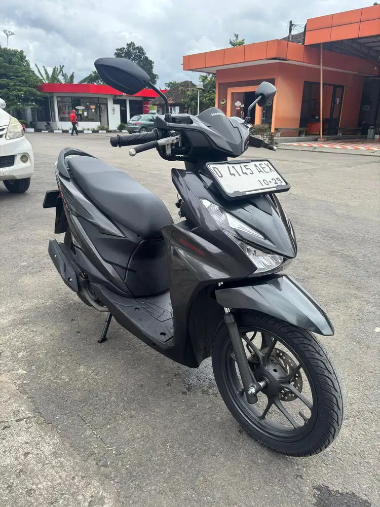 Honda beat tahun 2024