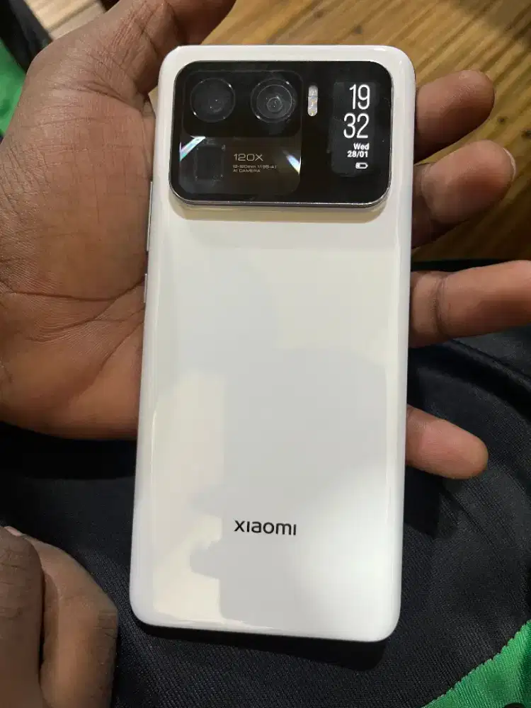 Xiaomi Mi 11 Ultra – 512GB ROM, 12GB + 6GB RAM