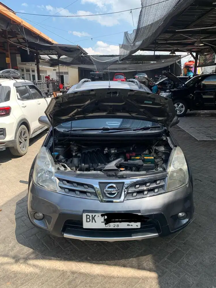 Nissan Livina X-Gear 1.5 AT 2009