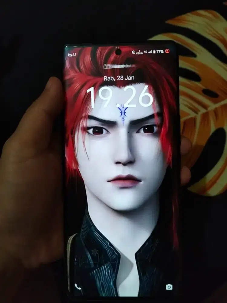 Vivo V27 warna hitam