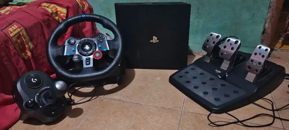 Logitech G29 + Shifter