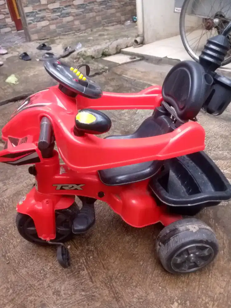 Sepeda dorong roda 3