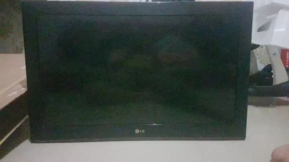 Akual tv analog merk LG 32 in