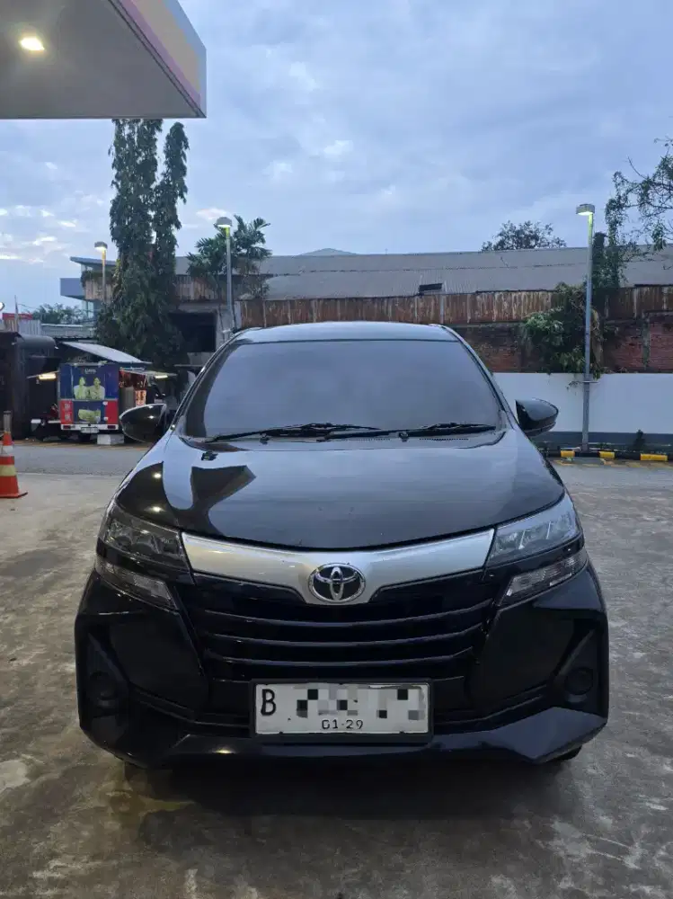 68rb KM New Avanza E 1.3 AT 2019 Istimewa !!!