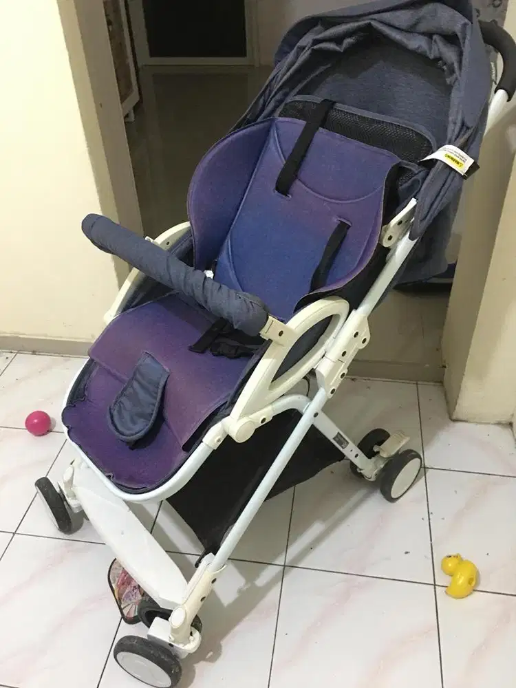 Di jual stroller bayi bekas