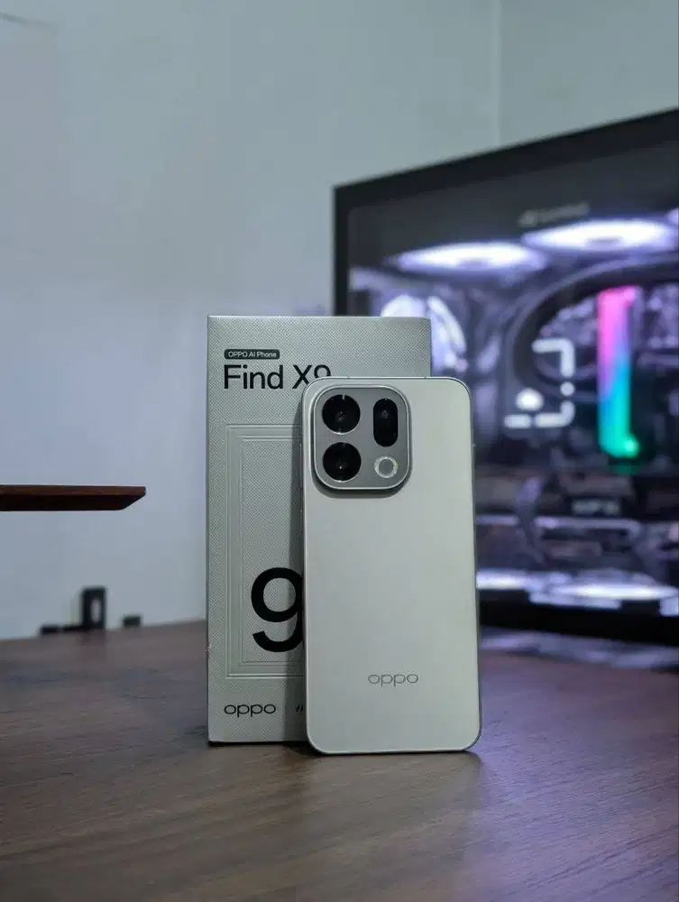 Oppo Find X9 12/256 Fullset Garansi 2027 + Proteksi Layar