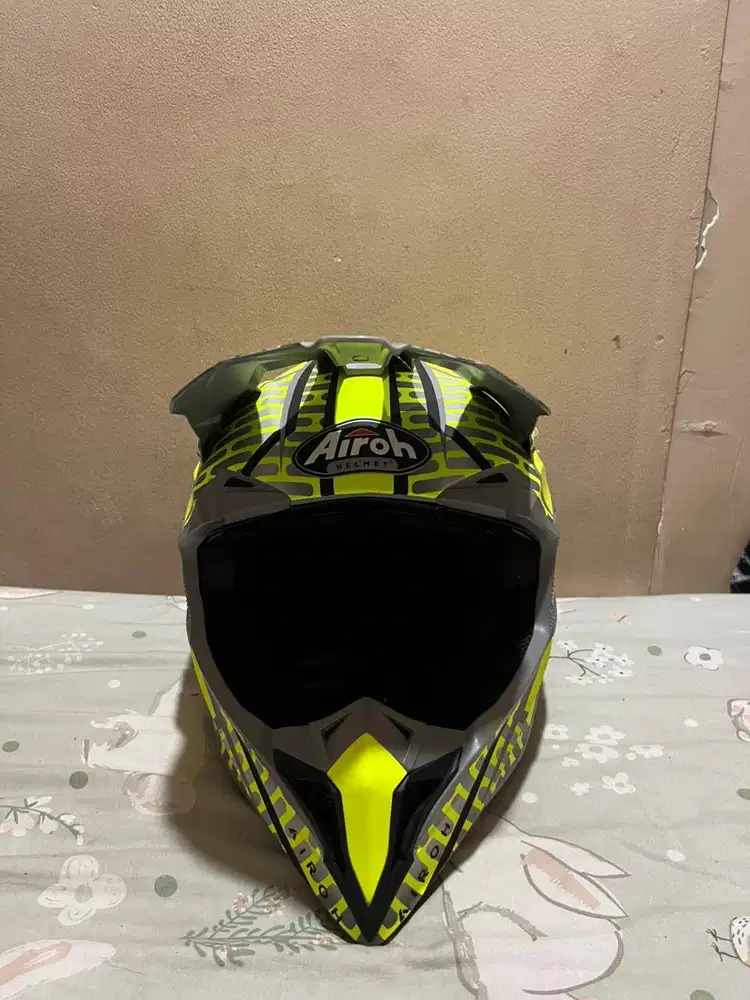 Helm Airoh Wraap Motocross