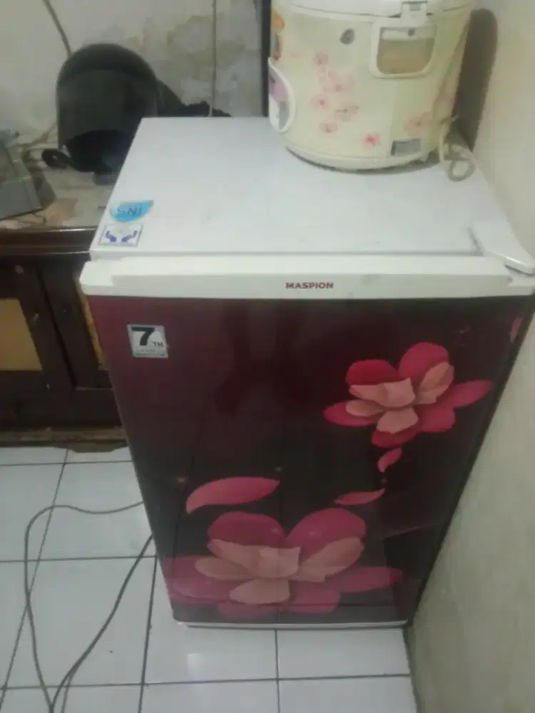 Kulkas Maspion Normal