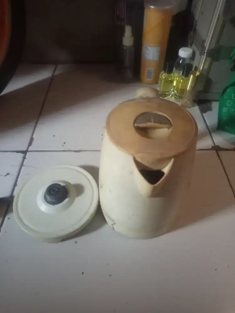 Teko listrik krisbow