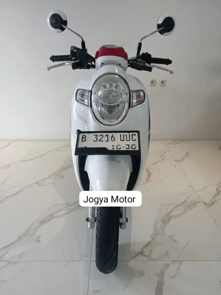 A - Honda Scoopy Stylish Tahun 2019