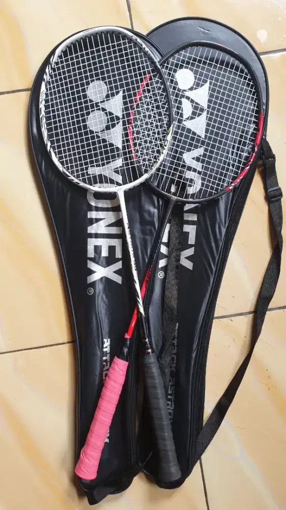 Raket yonex astrox 99 pro