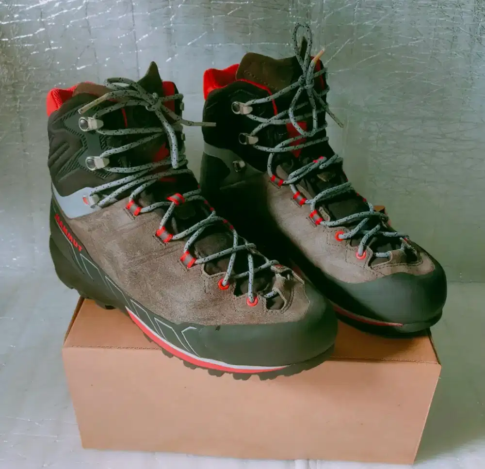 Sepatu Mammuth Kento GTX Hiking Boot