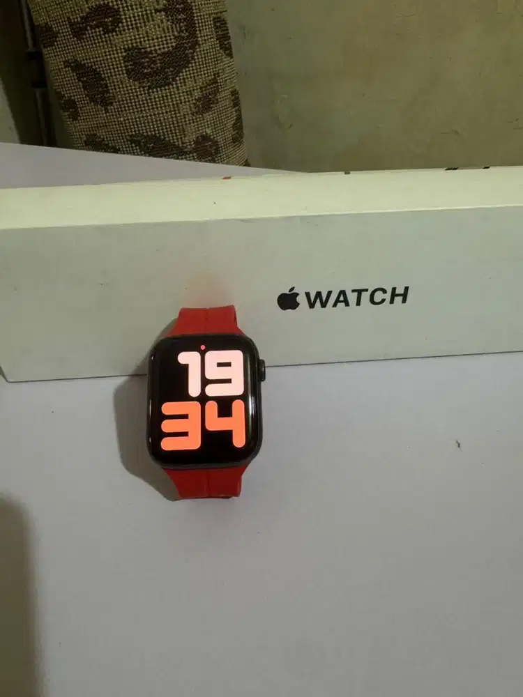 Apple watch seri SE