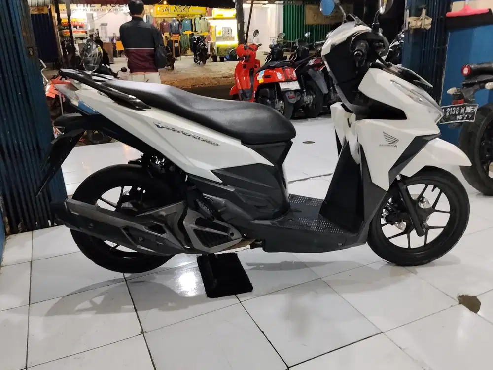 JUAL CEPAT HONDA VARIO LED OLD 150 SIAP PAKAI MULUS